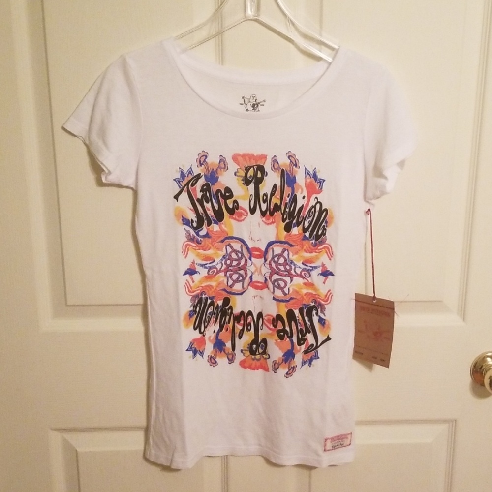 Brand new True Religion Tee!!